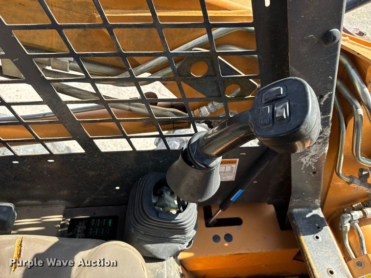 image for item EH7049 2007 Case 440 skid steer loader