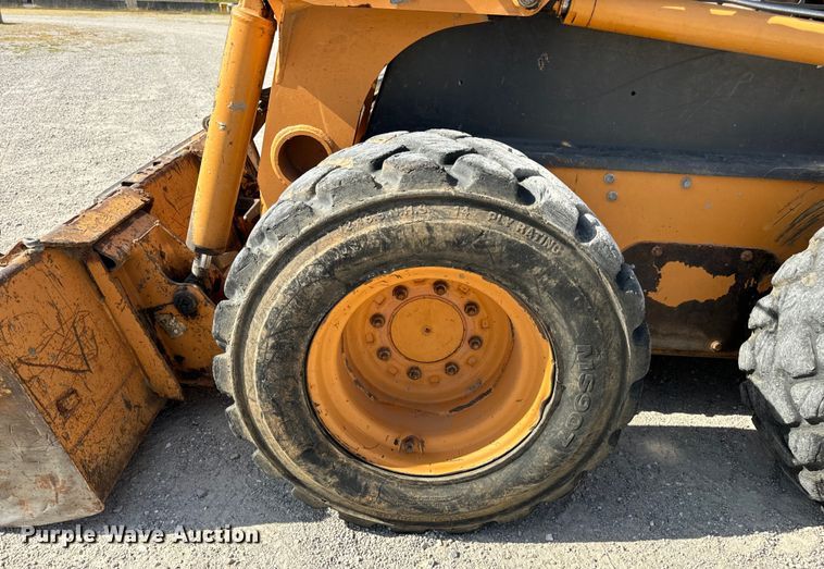 image for item EH7049 2007 Case 440 skid steer loader