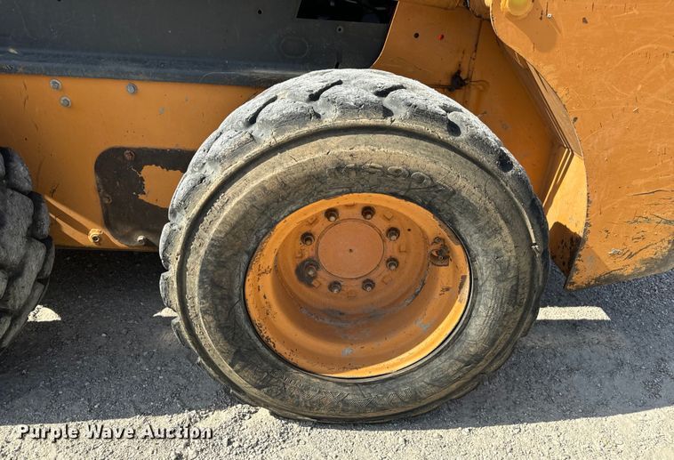 image for item EH7049 2007 Case 440 skid steer loader