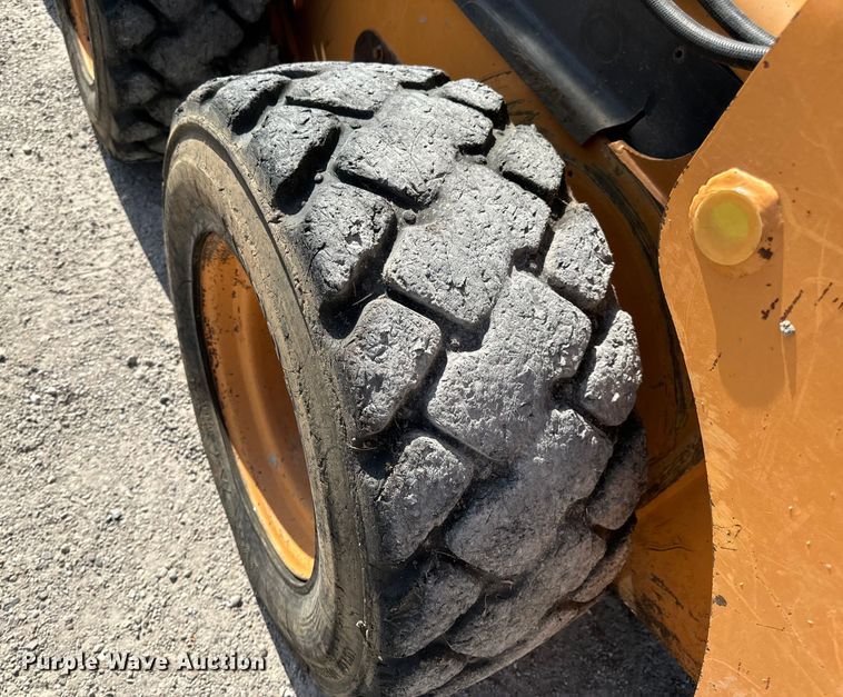 image for item EH7049 2007 Case 440 skid steer loader