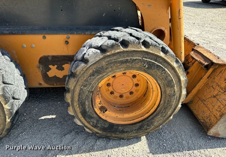 image for item EH7049 2007 Case 440 skid steer loader