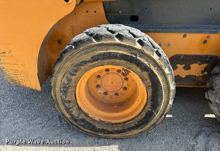 image for item EH7049 2007 Case 440 skid steer loader