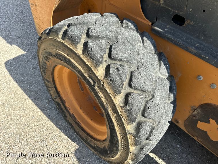 image for item EH7049 2007 Case 440 skid steer loader