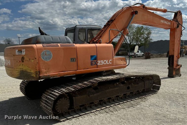 image for item EH7053 2001 Hitachi EX230LC-5 excavator