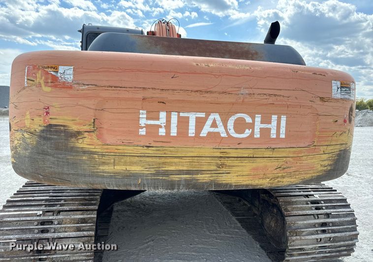 image for item EH7053 2001 Hitachi EX230LC-5 excavator