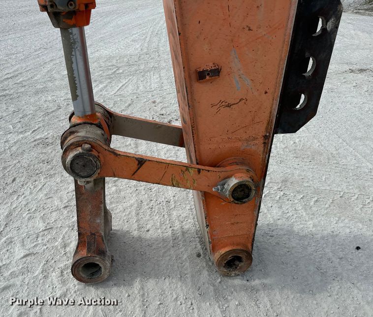 image for item EH7053 2001 Hitachi EX230LC-5 excavator