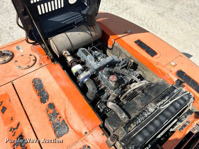 image for item EH7053 2001 Hitachi EX230LC-5 excavator