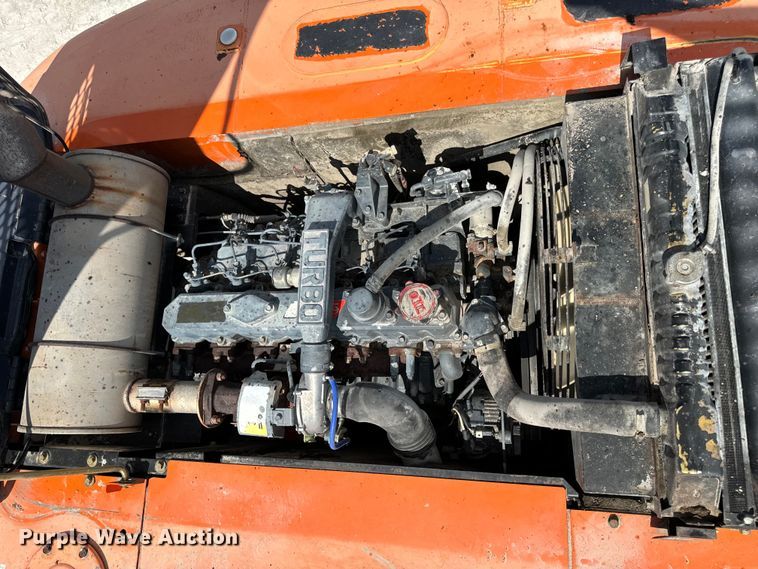 image for item EH7053 2001 Hitachi EX230LC-5 excavator