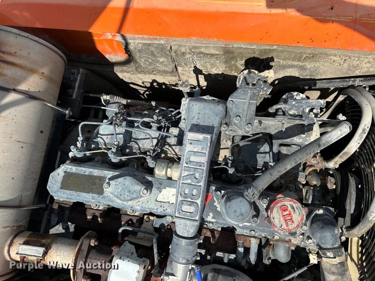 image for item EH7053 2001 Hitachi EX230LC-5 excavator