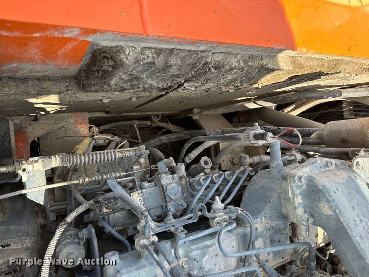 image for item EH7053 2001 Hitachi EX230LC-5 excavator