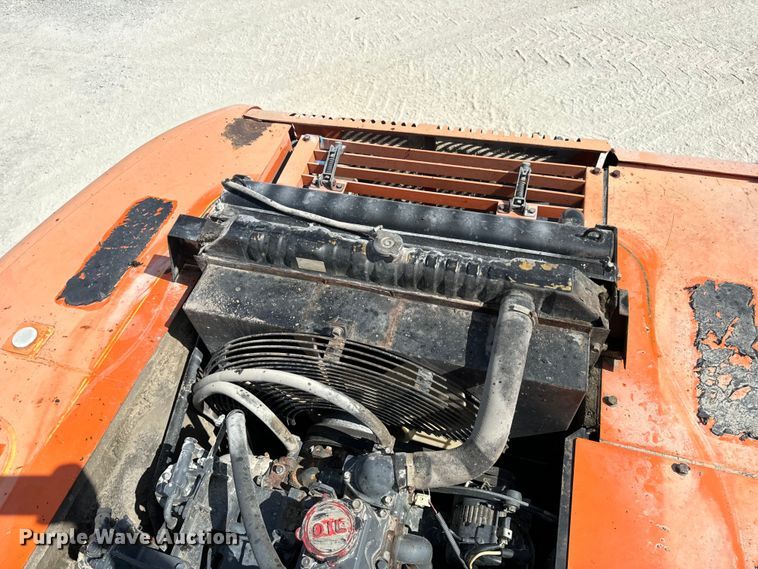 image for item EH7053 2001 Hitachi EX230LC-5 excavator