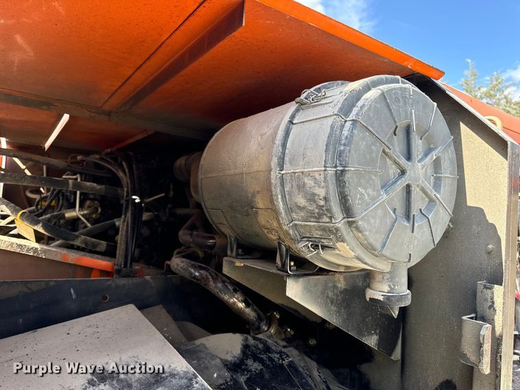 image for item EH7053 2001 Hitachi EX230LC-5 excavator