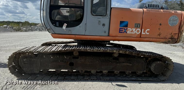 image for item EH7053 2001 Hitachi EX230LC-5 excavator