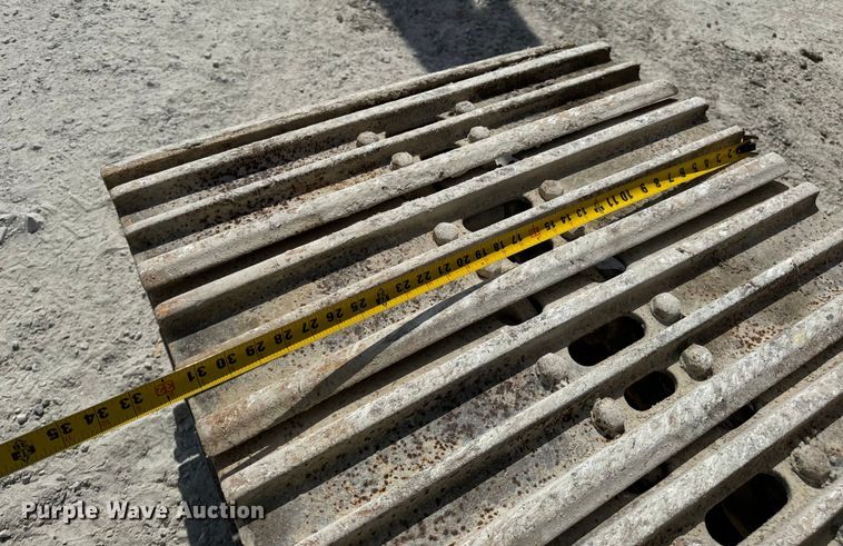 image for item EH7053 2001 Hitachi EX230LC-5 excavator