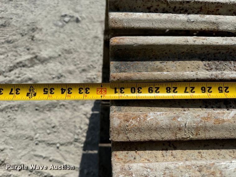 image for item EH7053 2001 Hitachi EX230LC-5 excavator