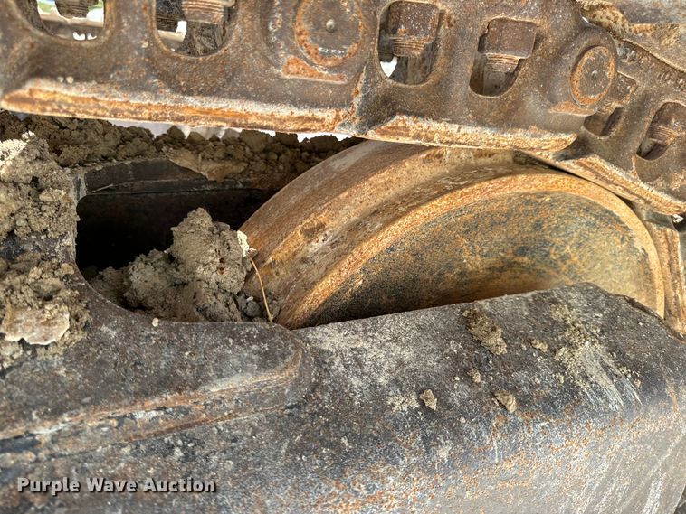 image for item EH7053 2001 Hitachi EX230LC-5 excavator