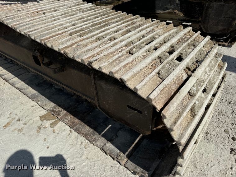 image for item EH7053 2001 Hitachi EX230LC-5 excavator