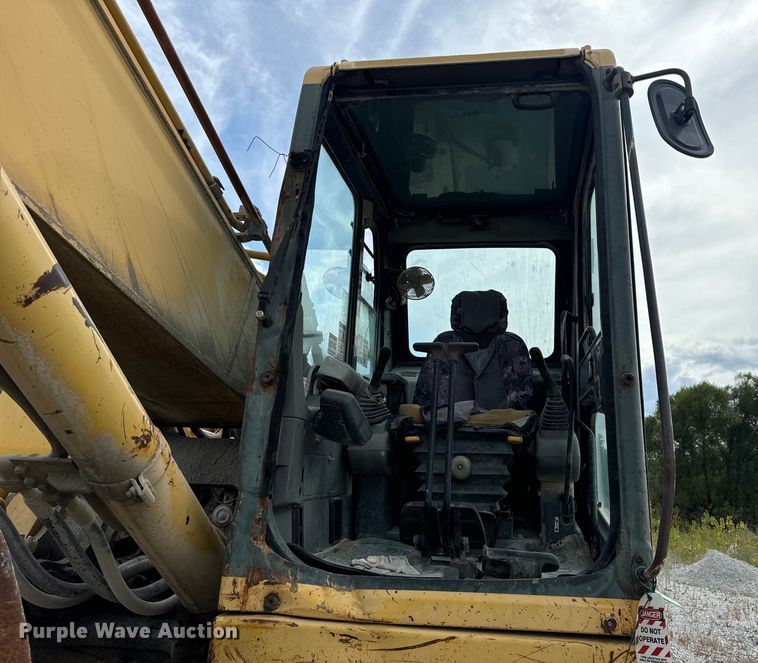 image for item EH7054 1997 Komatsu PC300LC-6LC excavator
