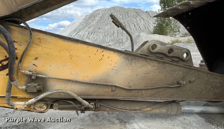 image for item EH7054 1997 Komatsu PC300LC-6LC excavator