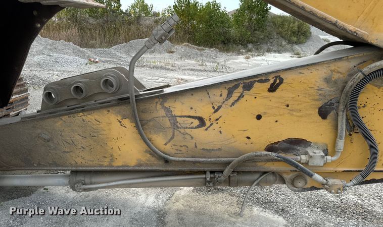 image for item EH7054 1997 Komatsu PC300LC-6LC excavator