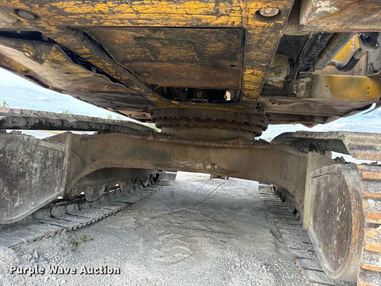 image for item EH7054 1997 Komatsu PC300LC-6LC excavator