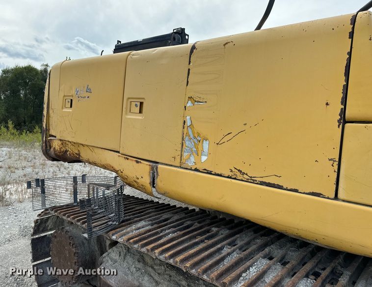 image for item EH7054 1997 Komatsu PC300LC-6LC excavator