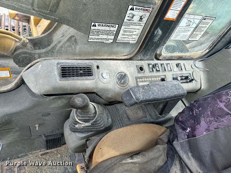 image for item EH7054 1997 Komatsu PC300LC-6LC excavator