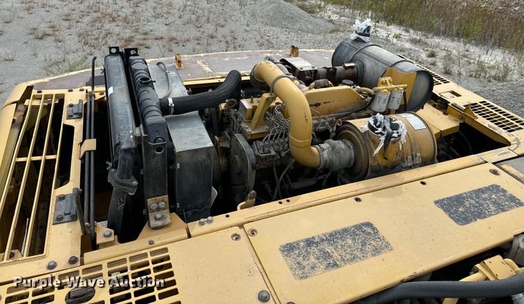 image for item EH7054 1997 Komatsu PC300LC-6LC excavator