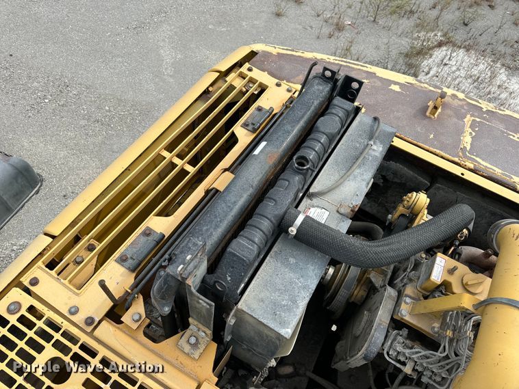 image for item EH7054 1997 Komatsu PC300LC-6LC excavator
