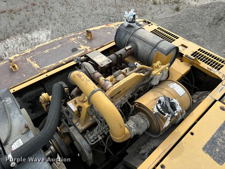 image for item EH7054 1997 Komatsu PC300LC-6LC excavator