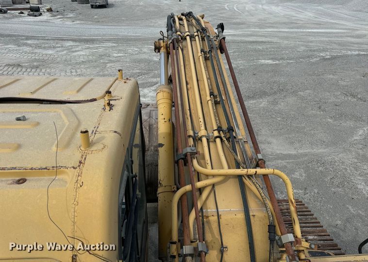 image for item EH7054 1997 Komatsu PC300LC-6LC excavator