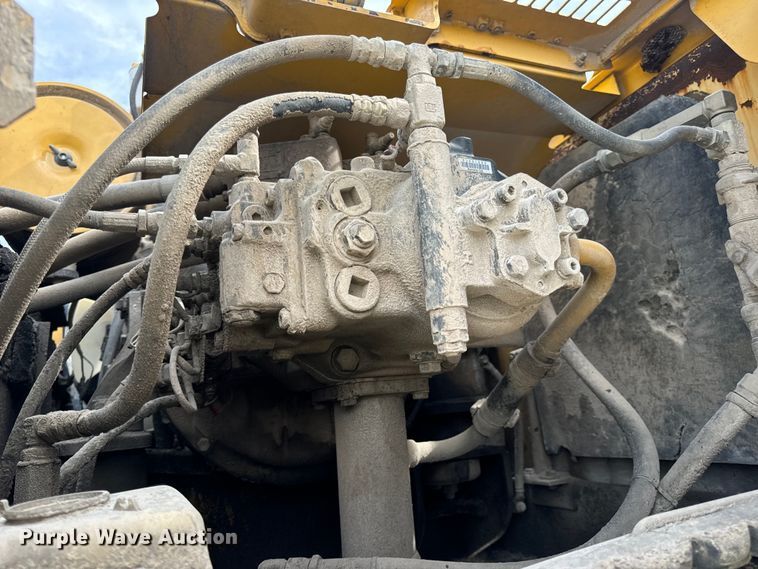 image for item EH7054 1997 Komatsu PC300LC-6LC excavator