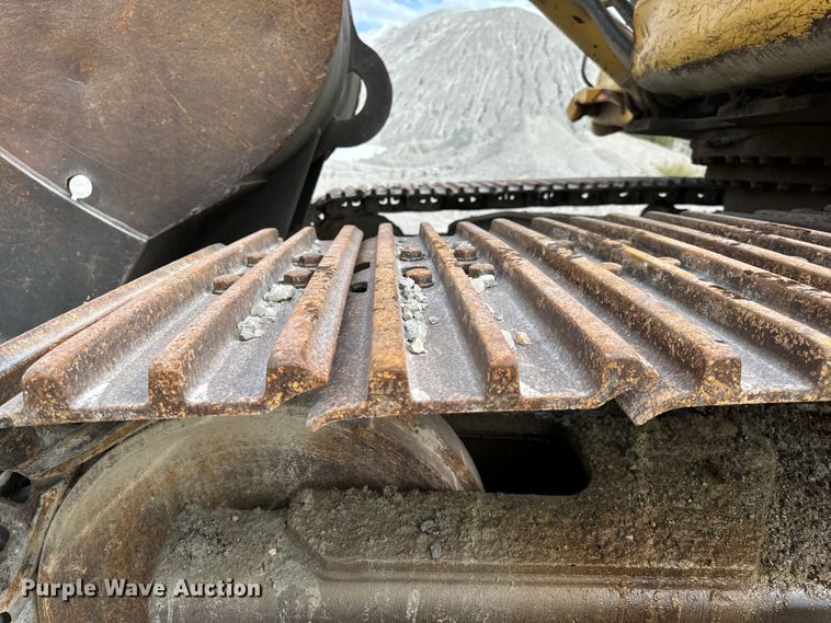 image for item EH7054 1997 Komatsu PC300LC-6LC excavator