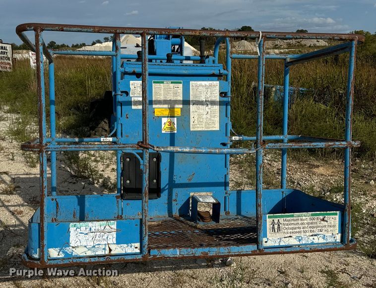 image for item EH7055 1999 Genie Z-45/25J boom lift