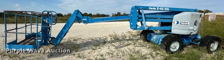 image for item EH7055 1999 Genie Z-45/25J boom lift