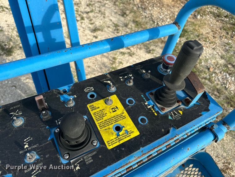 image for item EH7055 1999 Genie Z-45/25J boom lift