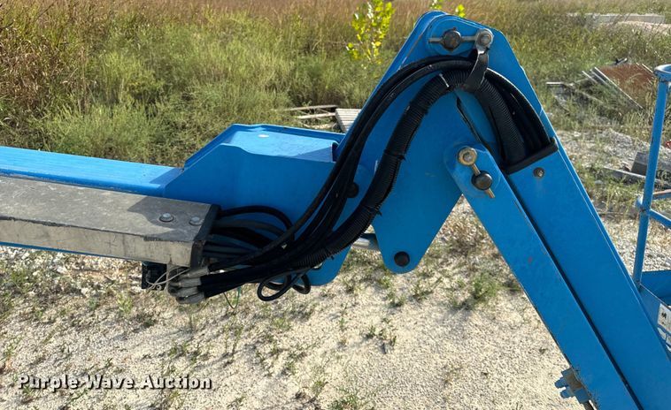 image for item EH7055 1999 Genie Z-45/25J boom lift