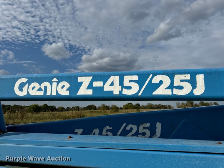 image for item EH7055 1999 Genie Z-45/25J boom lift
