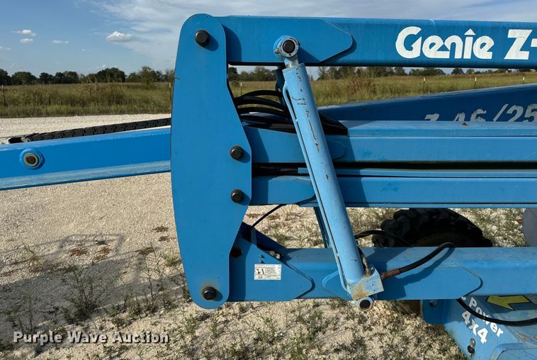 image for item EH7055 1999 Genie Z-45/25J boom lift