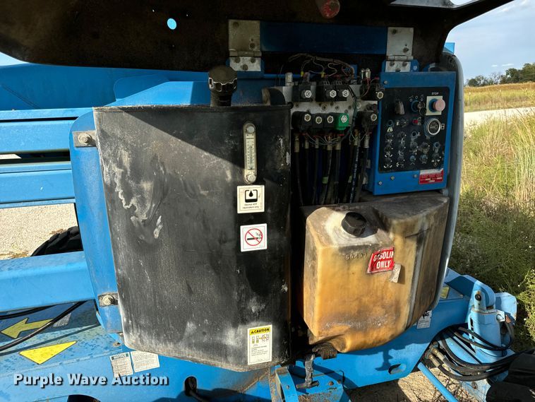image for item EH7055 1999 Genie Z-45/25J boom lift