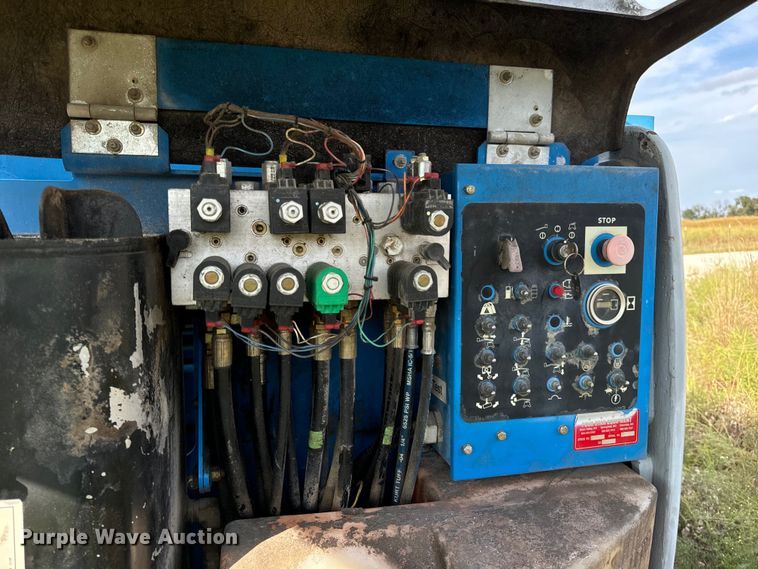 image for item EH7055 1999 Genie Z-45/25J boom lift