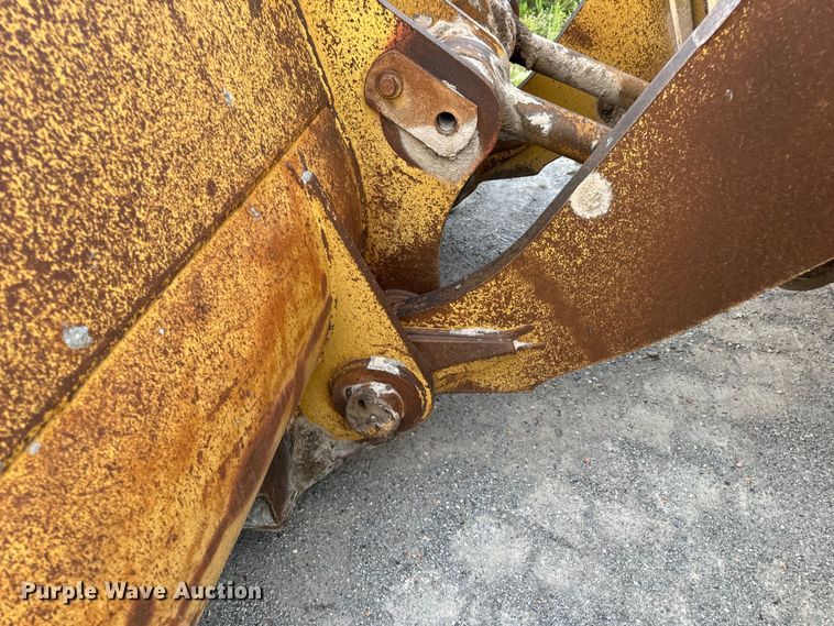 image for item EH7056 1995 Caterpillar  980F Series II wheel loader