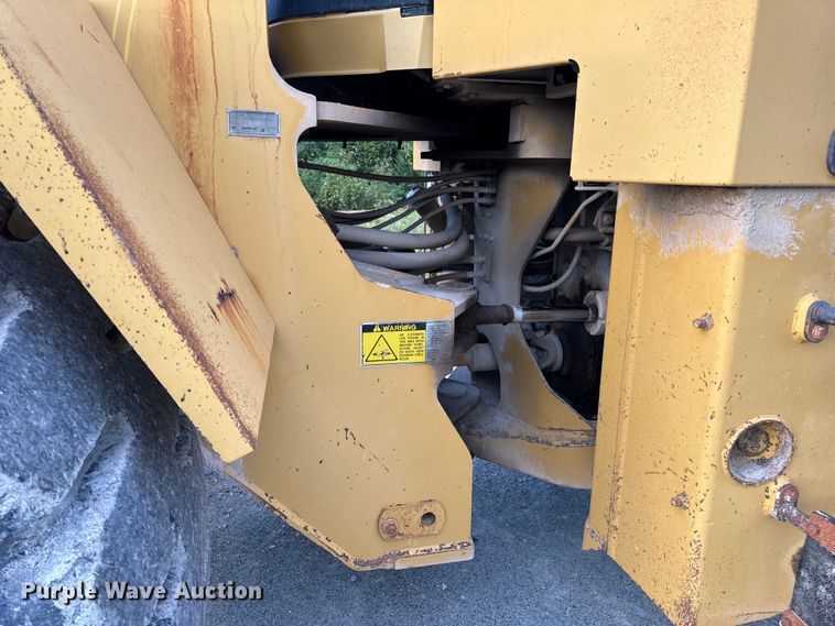 image for item EH7056 1995 Caterpillar  980F Series II wheel loader