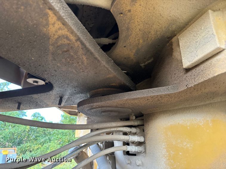 image for item EH7056 1995 Caterpillar  980F Series II wheel loader