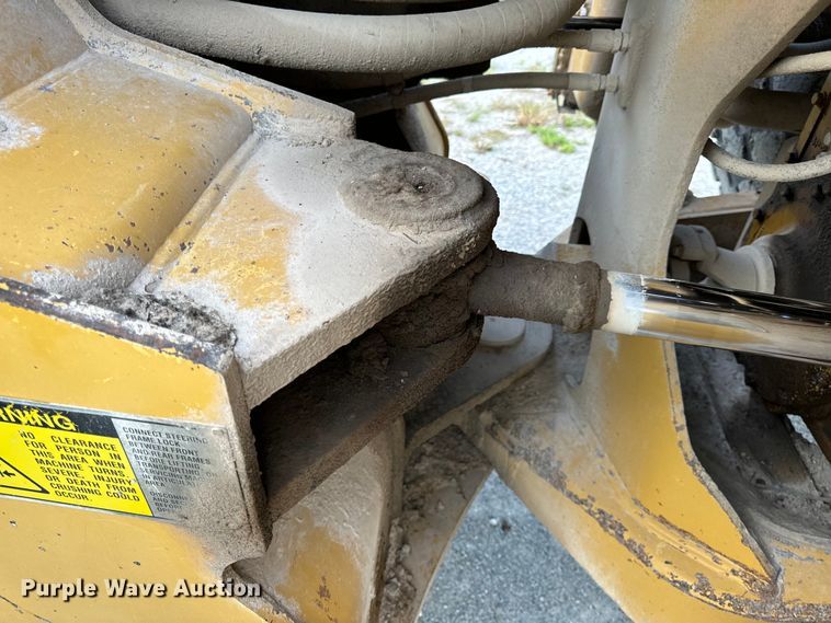 image for item EH7056 1995 Caterpillar  980F Series II wheel loader