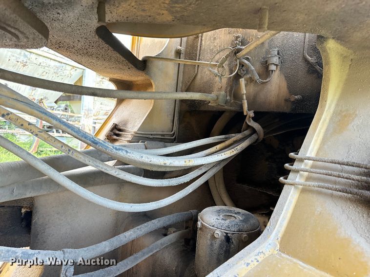 image for item EH7056 1995 Caterpillar  980F Series II wheel loader