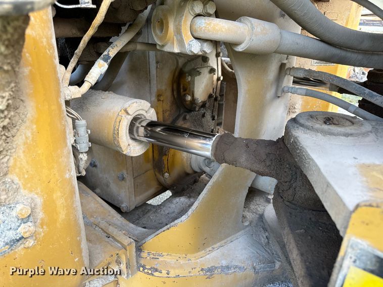 image for item EH7056 1995 Caterpillar  980F Series II wheel loader