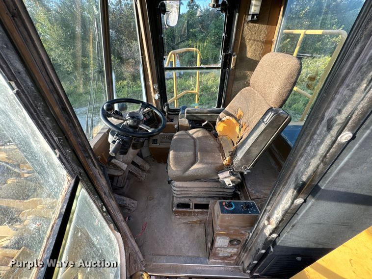 image for item EH7056 1995 Caterpillar  980F Series II wheel loader