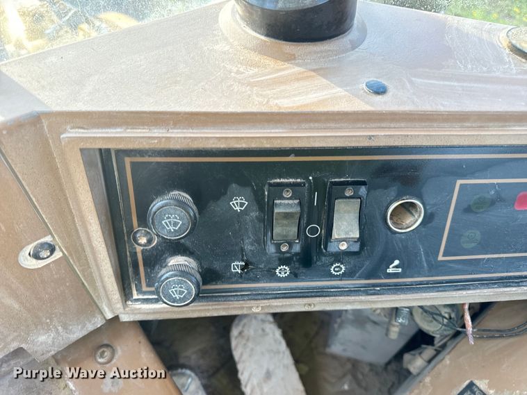 image for item EH7056 1995 Caterpillar  980F Series II wheel loader