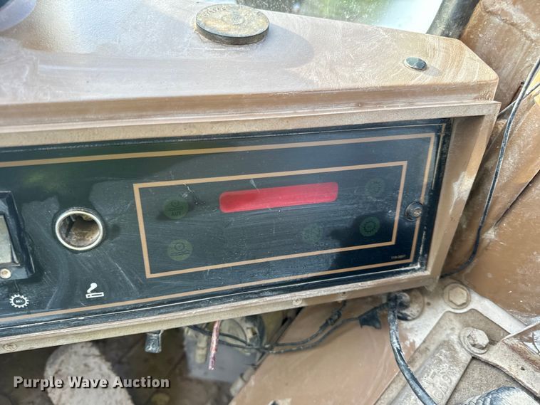 image for item EH7056 1995 Caterpillar  980F Series II wheel loader